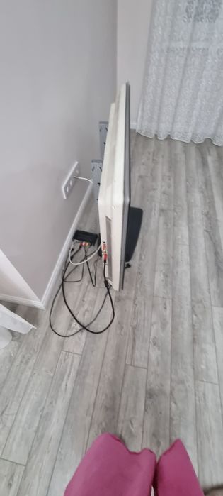 Продам телевизор Philips