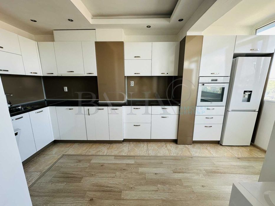 Дава се под наем Четиристаен апартамент в Варна, Аспарухово - 90 кв.м за 510 € - Снимка #2