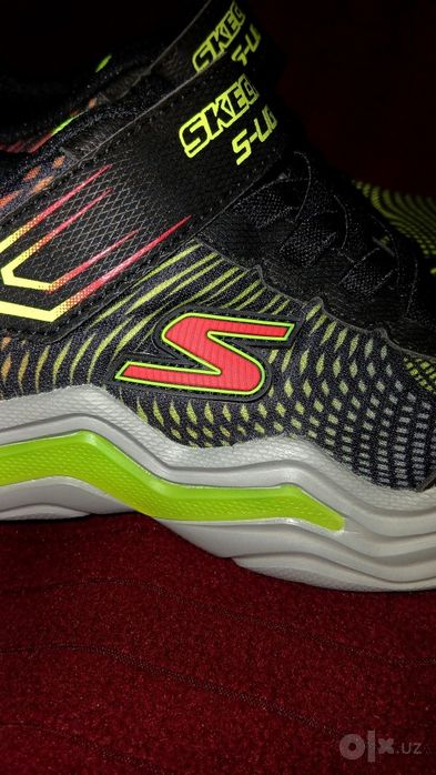 Из США, детские кроссовки от бренда "Skechers Erupters VI" (Оригинал)