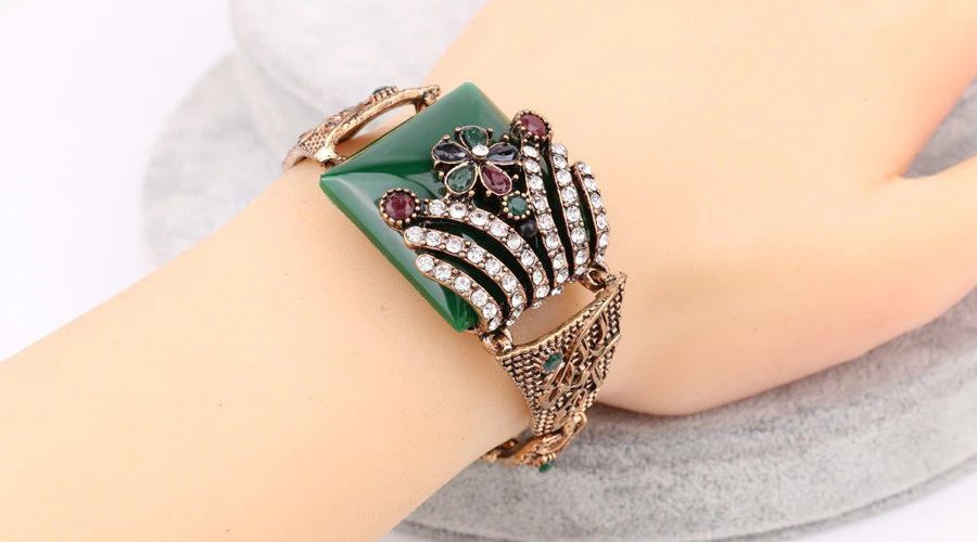 Браслеты.6 видов