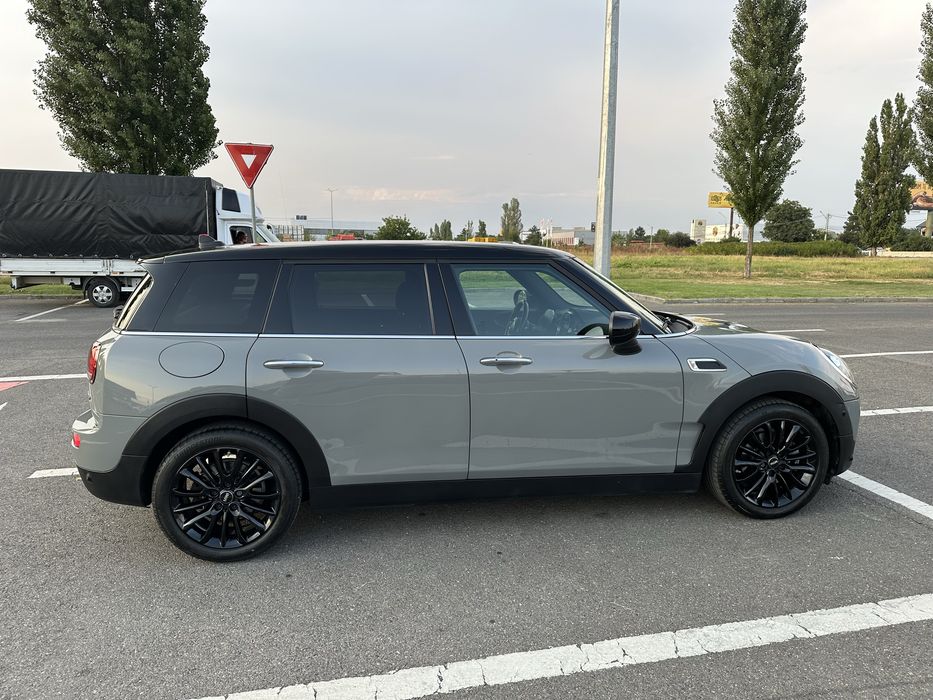 Mini Clubman Cooper înmatriculată RO, Benzină 134 CP(100 kW), automată
