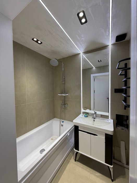 Продаётся 3х Комнатная квартира по адресу Амир Темур (Фрунзе)