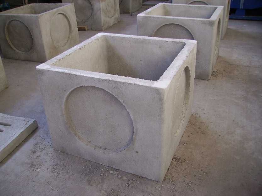 Cămine din beton pătrate – cămine apometru, canalizare și instalații