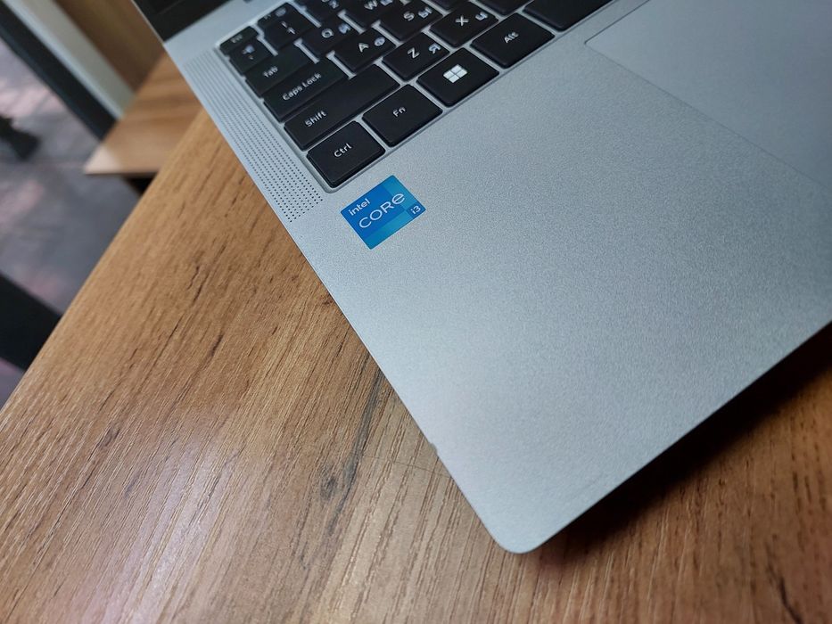 Yangidek Acer core i3 13-pokoleniya