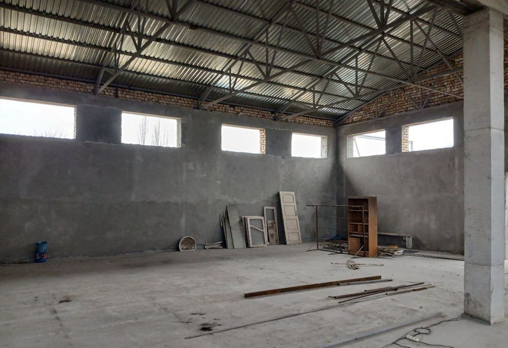 Продаётся  1 500 м² производственный цех.