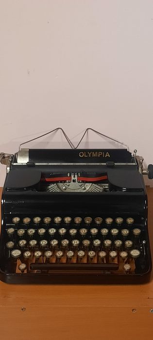 Mașină de scris  Olympia  1936 impecabilă