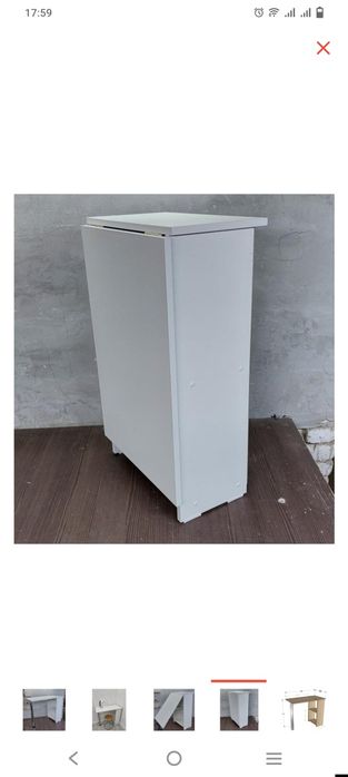 Маникюрный стол белого цвета