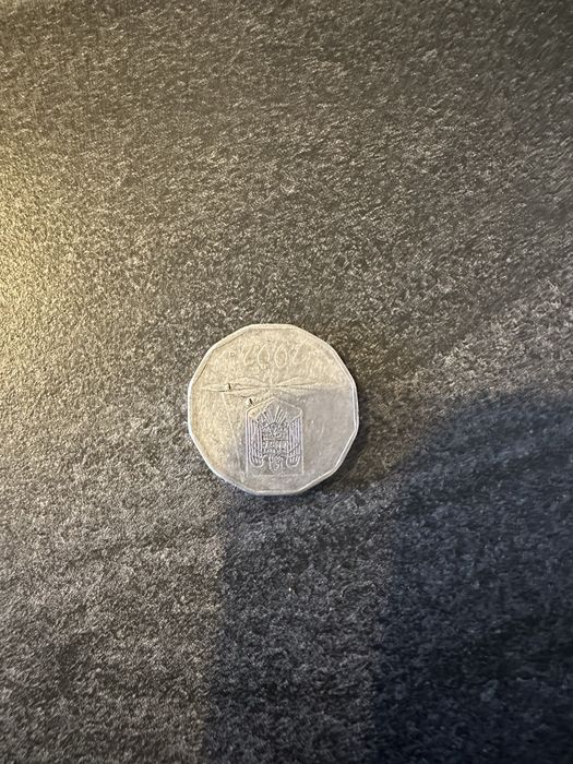 Vand moneda 5000 lei din anul 2002