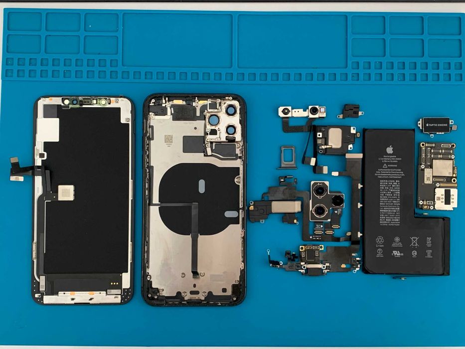 iPhone 11 Pro Max на части