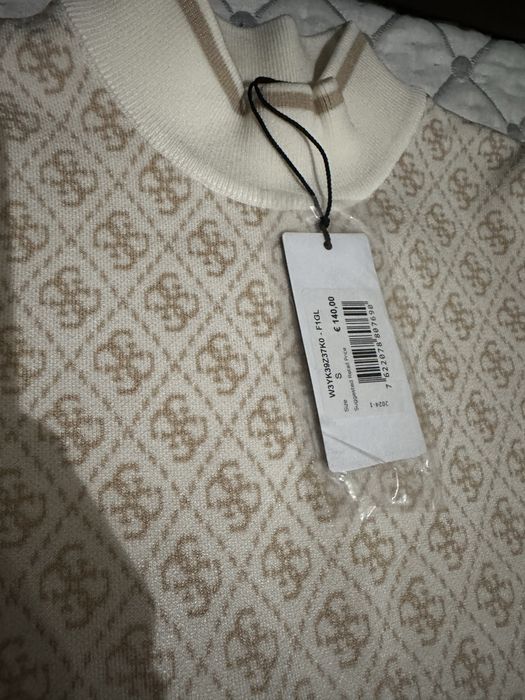 Guess рокля нова