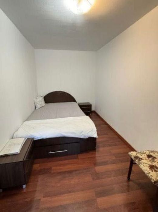 Închiriez apartament