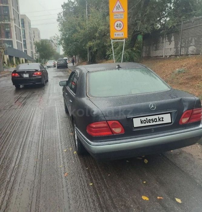 Mercedes w 210 Elegence