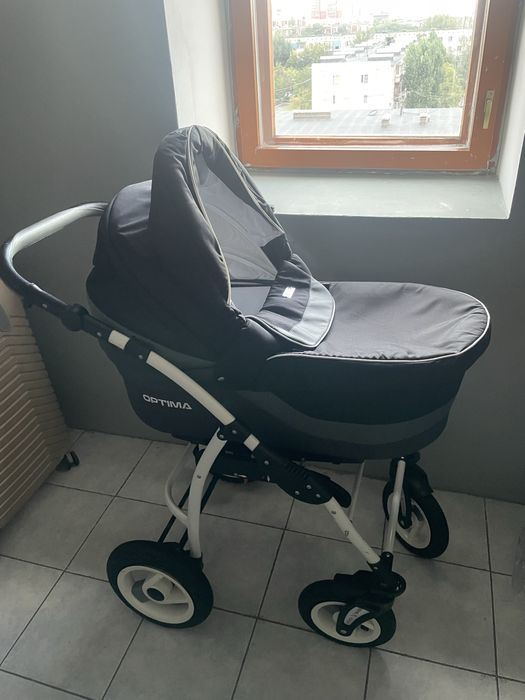 Продам детскую коляску