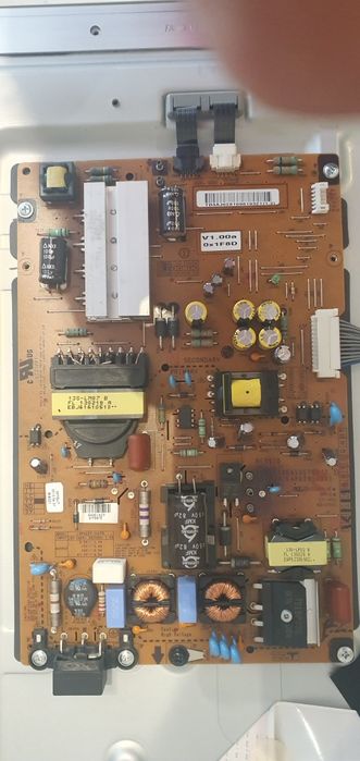 Телевизор LG 42LA740S за части