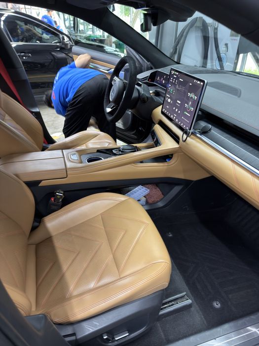 Zeekr 001 dual mator 3.8 s