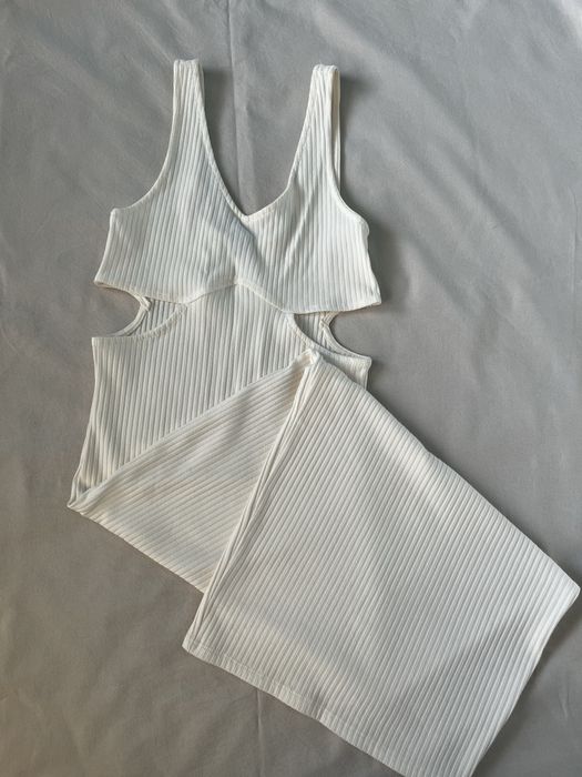 Влегантна рокля H&M