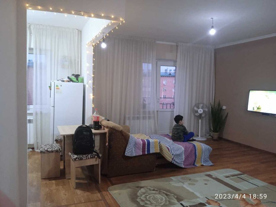 Не маклер. Квартира 2в3/6/7 Янгихает новостройка 8 ст.участок 56кв.м.