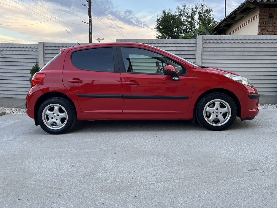 Peuogeot 207, 1.4 Benzina 2009