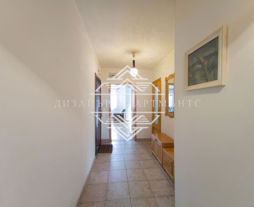 Продава се Тристаен апартамент в Бургас, Възраждане - 103 кв.м за 2234 €/кв.м - Снимка #9