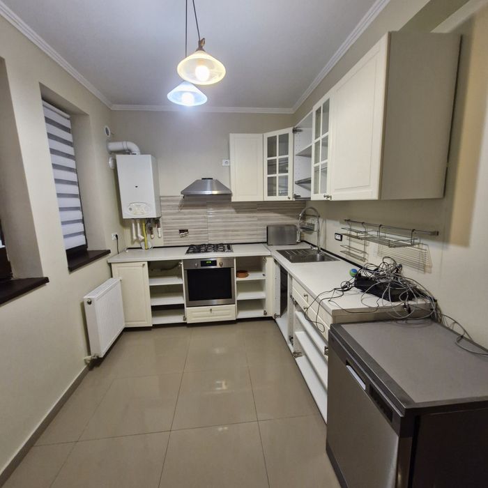 Curatenie constructor/Birou/Domiciliu/Scări bloc