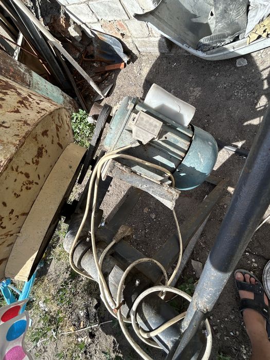 Продам бетономешалку 150 л
