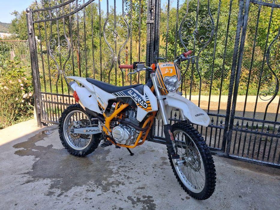 Alfarad 250cc,cititi descrierea