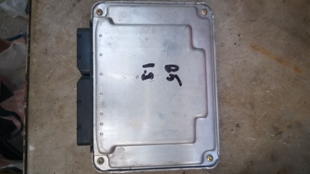 Calculator ECU Vw Passat B5.5 cod038906019ke/038906019AJ/8DO 907 558 G