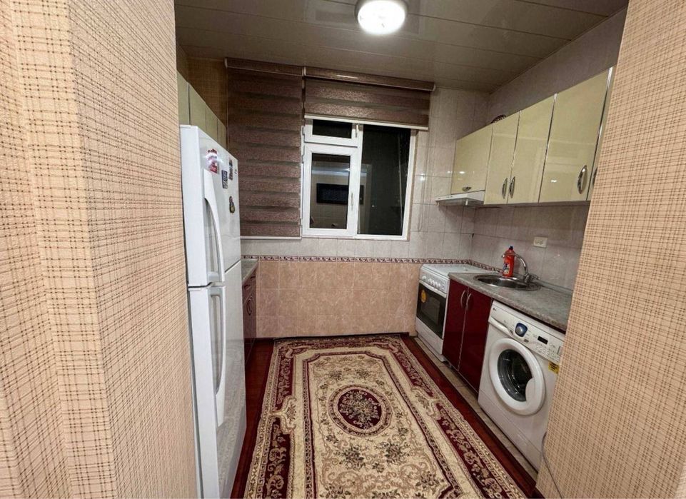 Лабзак Ц12 трехкомнатная квартира 70 м2 рядом с парком Анхор