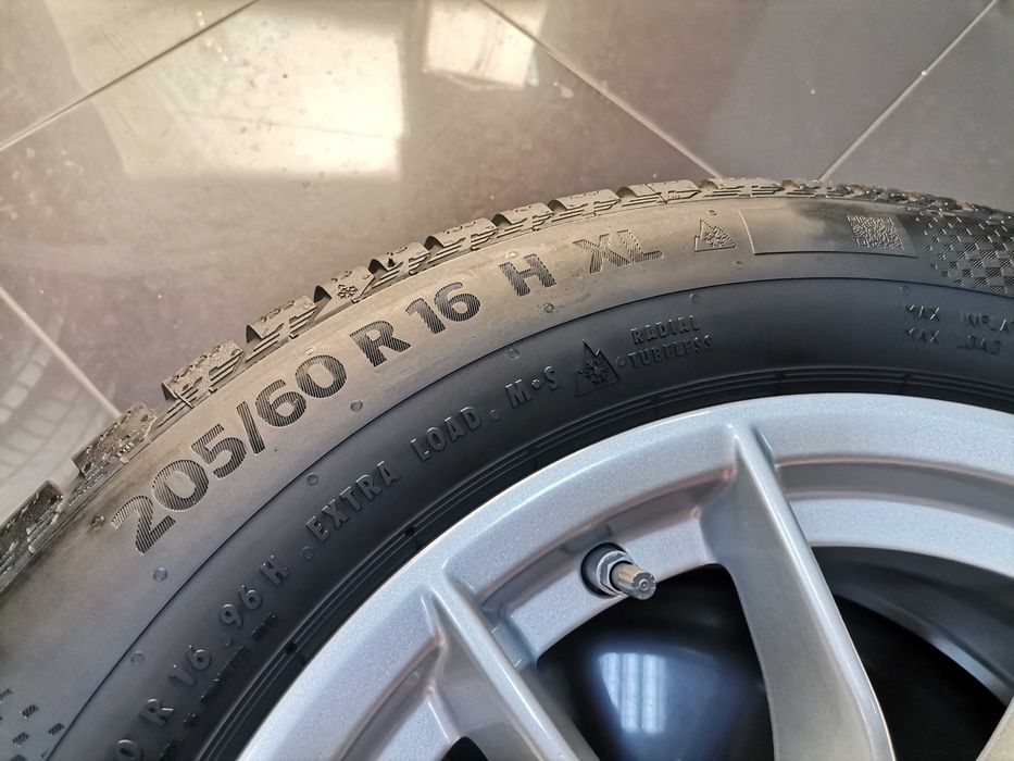 Нови 16” Зимен К-т Джанти BMW Style 774 Гуми Датчици G20 G21 G22 G23