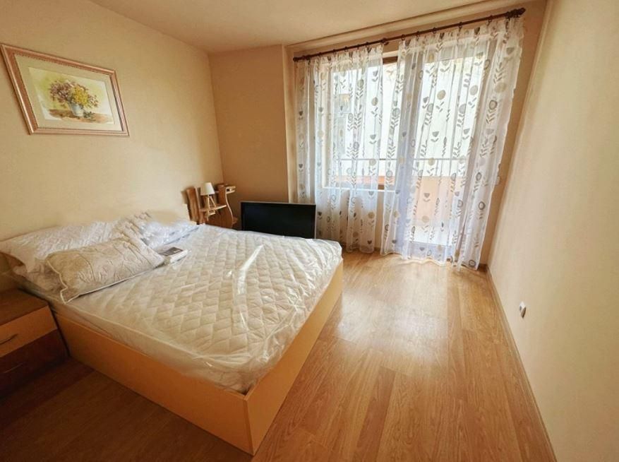 Дава се под наем Двустаен апартамент в Варна, Гръцка махала - 65 кв.м за 698.19 € - Снимка #2