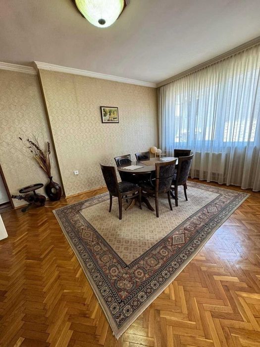 Продава се Къща в с. Стража, Област Търговище - 220 кв.м за 408 €/кв.м - Снимка #2