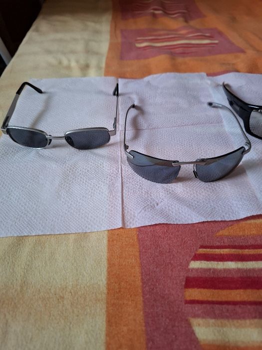 Ochelari de soare  -noi !