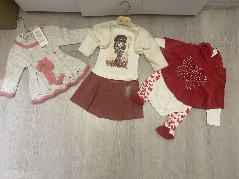 Vand lot haine NOI pentru fetite 6 luni