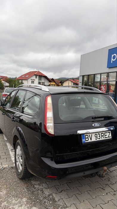 Ford focus 1.8 benzina.