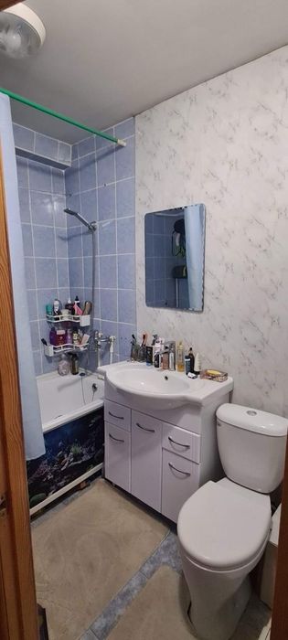 Продам 2к в центре города 5/5