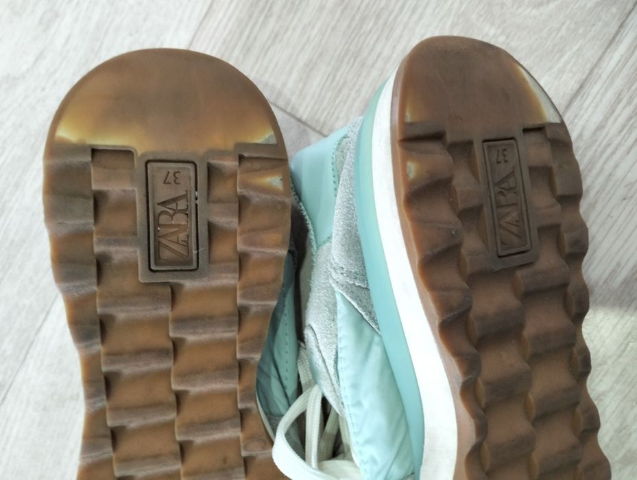 Продам Кросы ZARA