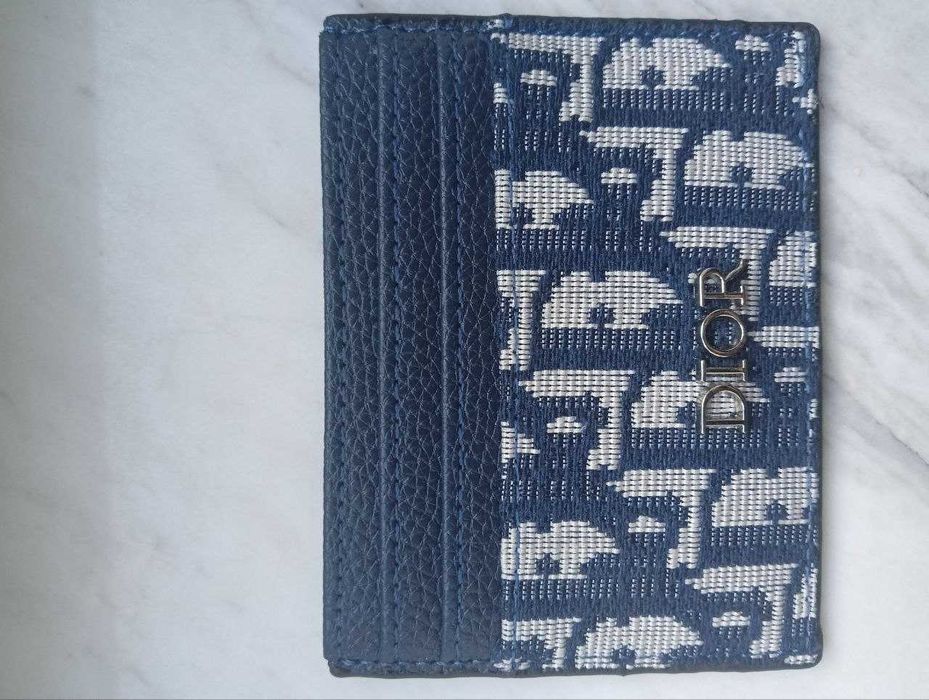 Dior картодържател