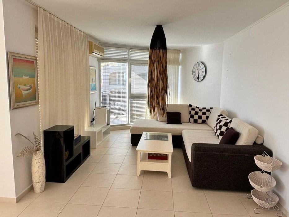 Продава се Двустаен апартамент в Ахелой - 213 кв.м за 391 €/кв.м - Снимка #4