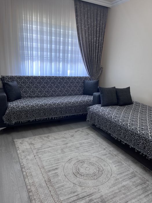 Дивани -2 броя Нови