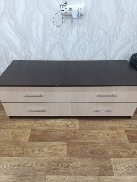 Тумбочка под телевизор