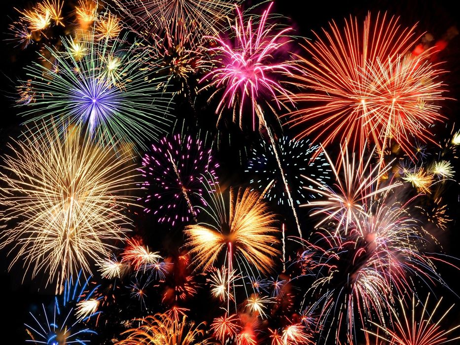Салюты Фейеверки
