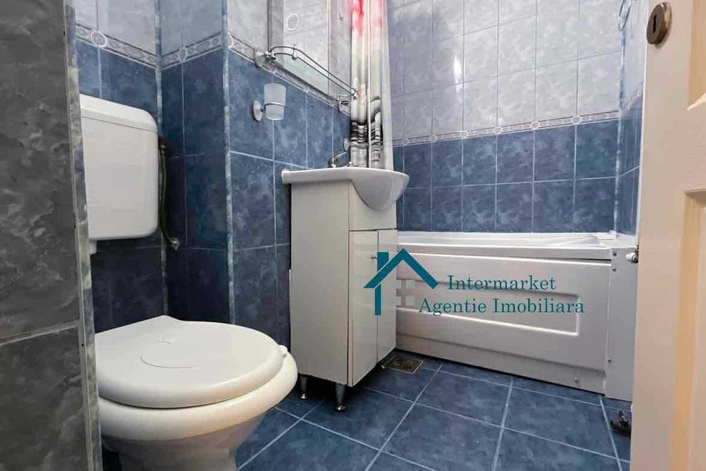 De vanzare  Apartament 2 camere parter