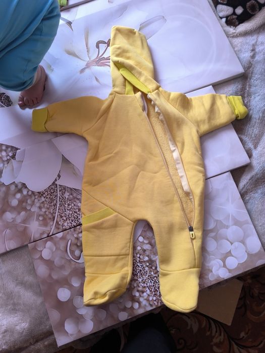 Продам детские вещи