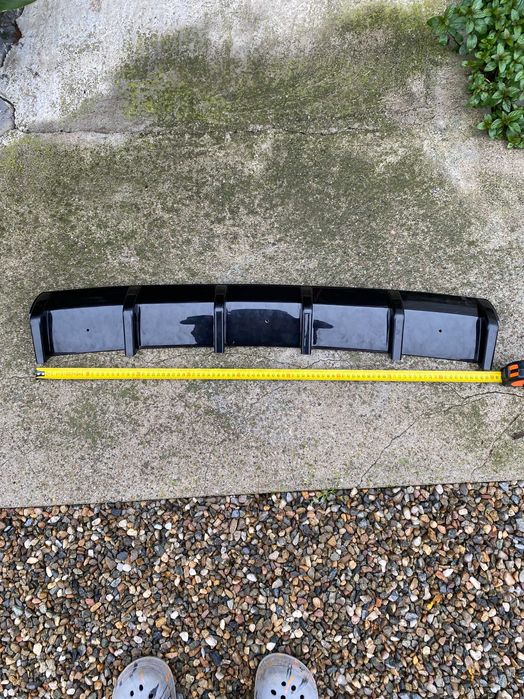 Vind Spoiler bara spate BMW