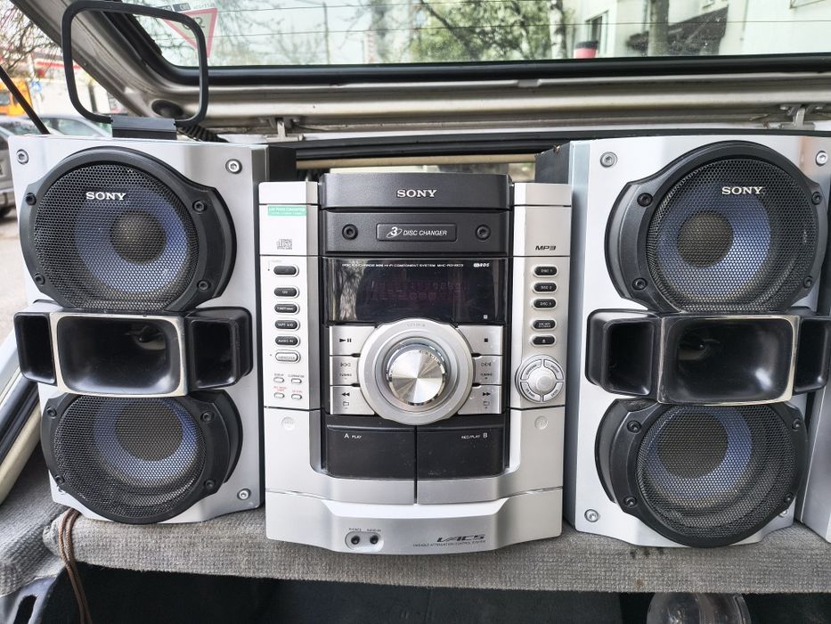 Уредба Sony с две колони и  буфер