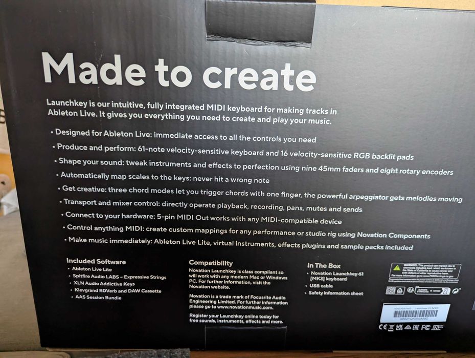 НОВ Novation Launchkey 61 mk3