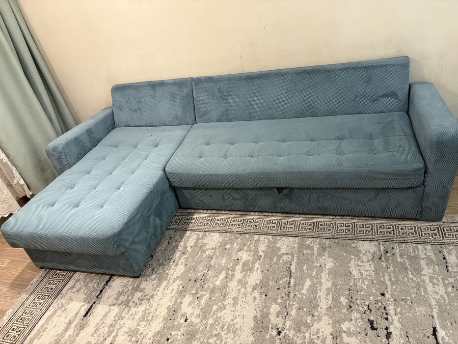 Продам диван в хорошем качестве