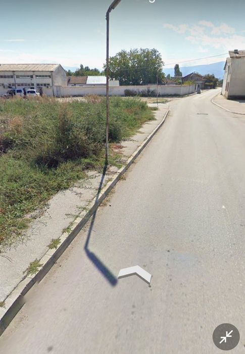 Продавам парцел за промишлено строителство