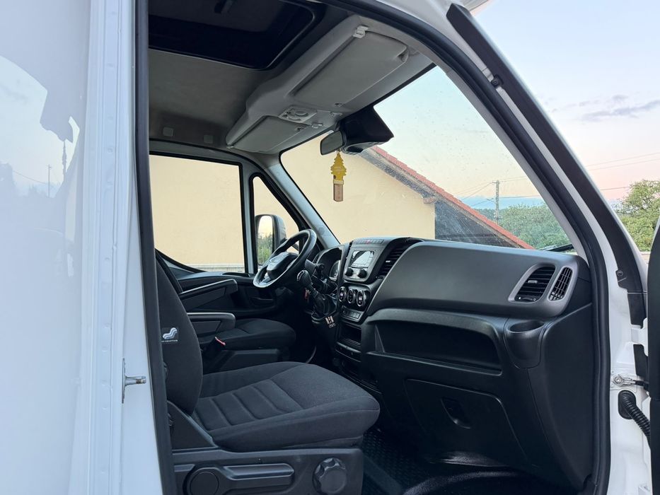 Iveco Daily 35c15/50c15 de 3,5 T 15 Europaleti 6,20 L 2 Buc Identice