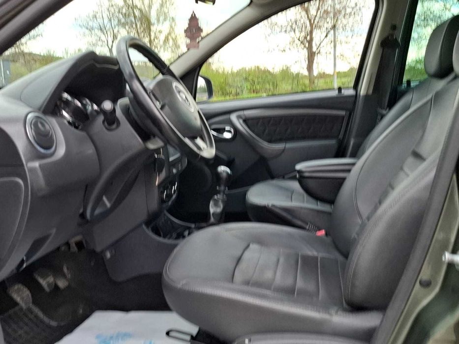 Dacia Duster  2015 PRESTIGE 1.5 dCi /Garantie*Navigatie*Piele*Scaune incalzite*